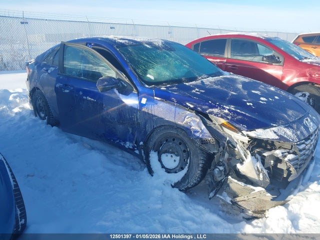KMHLM4AG7MU166885 Hyundai ELANTRA SEL