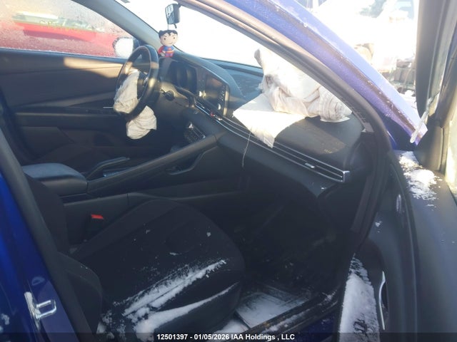 KMHLM4AG7MU166885 Hyundai ELANTRA SEL