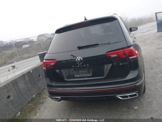 3VV4B7AX8RM090624 Volkswagen Tiguan Sel R-line Black