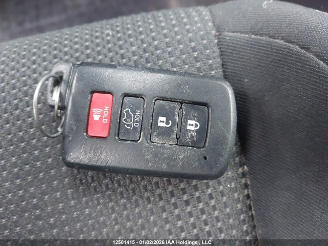 2T3RFREV1JW824407 Toyota Rav4 Adventure/xle