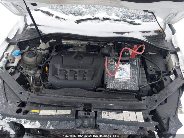 3VV0B7AX2JM042412 Volkswagen Tiguan Trendline