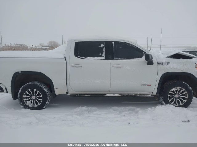 1GTP9EED2MZ240388 GMC Sierra 1500 At4