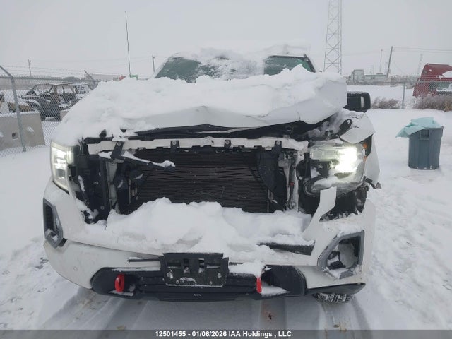 1GTP9EED2MZ240388 GMC Sierra 1500 At4