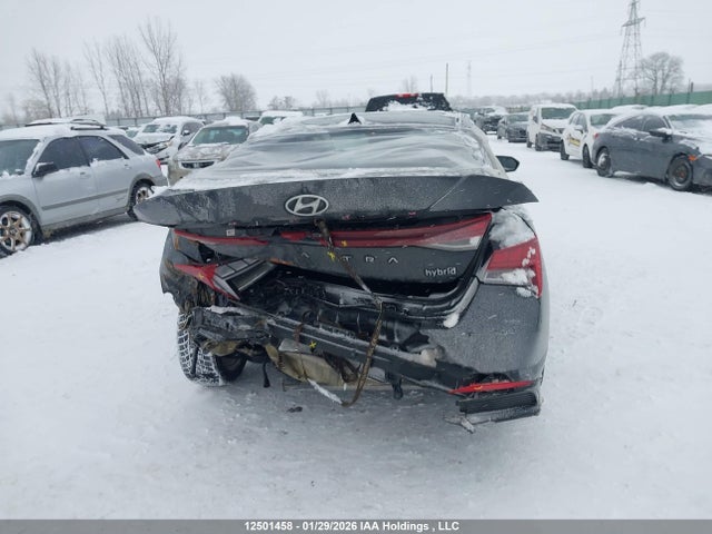 KMHLM4AJ9NU015009 Hyundai Elantra Hybrid Preferred
