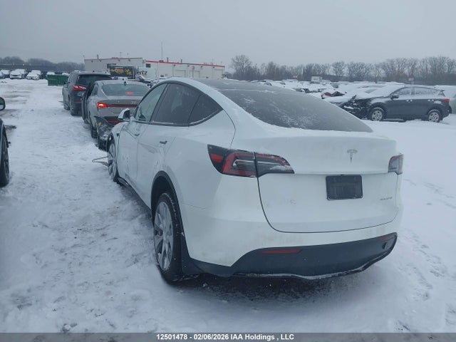 7SAYGDEEXPF774149 Tesla Model Y