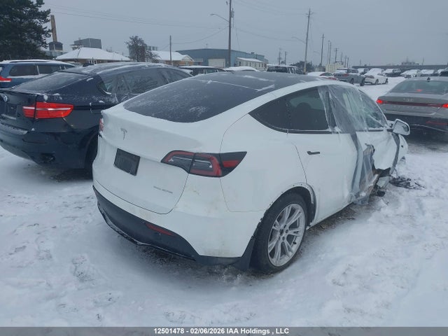 7SAYGDEEXPF774149 Tesla Model Y