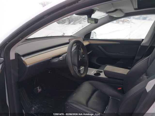 7SAYGDEEXPF774149 Tesla Model Y