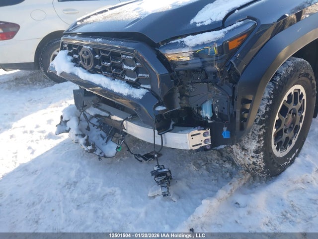 12501504 :رقم المزاد ، JTEVA5BR2S5041405 vin ، 2025 Toyota 4runner مزاد بيع