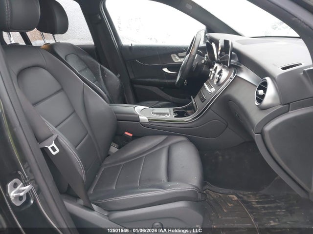 W1N0G8EB4NV384193 Mercedes-Benz Glc 300 4matic