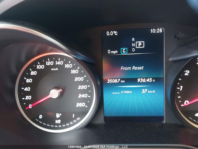 12501604 :رقم المزاد ، W1KWF8EB2MR635164 vin ، 2021 Mercedes-benz C 300 4matic مزاد بيع