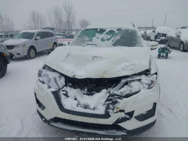 5N1AT2MT6JC837892 Nissan Rogue S/sl