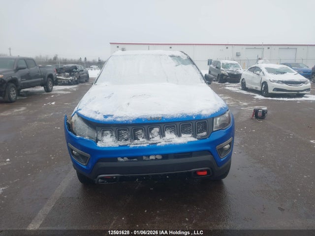3C4NJDDB1JT417198 Jeep Compass Trailhawk