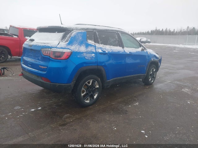 3C4NJDDB1JT417198 Jeep Compass Trailhawk