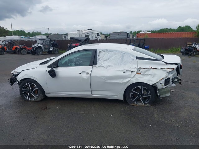 2024 Nissan Sentra მანქანა იყიდება აუქციონზე, vin: 3N1AB8CV9RY374679, აუქციონის ნომერი: 12501631