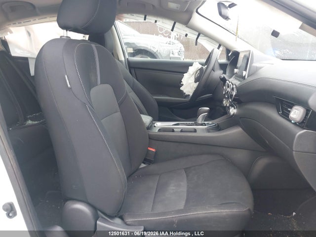 2024 Nissan Sentra მანქანა იყიდება აუქციონზე, vin: 3N1AB8CV9RY374679, აუქციონის ნომერი: 12501631
