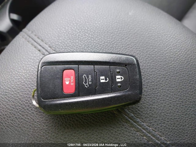 2020 Toyota Rav4 Xle მანქანა იყიდება აუქციონზე, vin: 2T3R1RFVXLC095230, აუქციონის ნომერი: 12501705