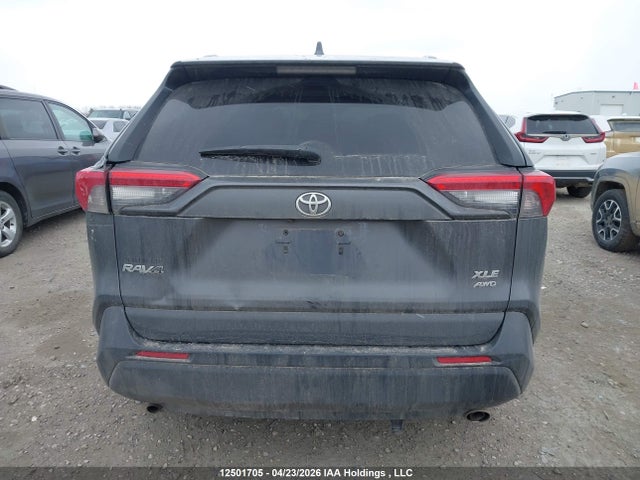 2020 Toyota Rav4 Xle მანქანა იყიდება აუქციონზე, vin: 2T3R1RFVXLC095230, აუქციონის ნომერი: 12501705