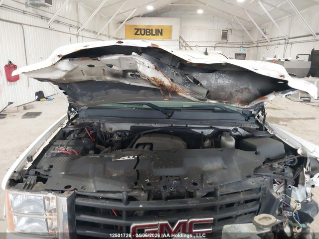 12501726 :رقم المزاد ، 1GT3KZBG7AF123699 vin ، 2010 Gmc Sierra K2500 Heavy Duty مزاد بيع