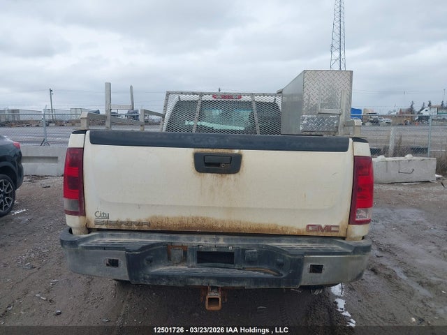 12501726 :رقم المزاد ، 1GT3KZBG7AF123699 vin ، 2010 Gmc Sierra K2500 Heavy Duty مزاد بيع