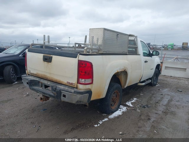 12501726 :رقم المزاد ، 1GT3KZBG7AF123699 vin ، 2010 Gmc Sierra K2500 Heavy Duty مزاد بيع