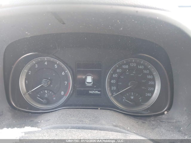 KM8K2CAA1JU083827 Hyundai Kona Sel