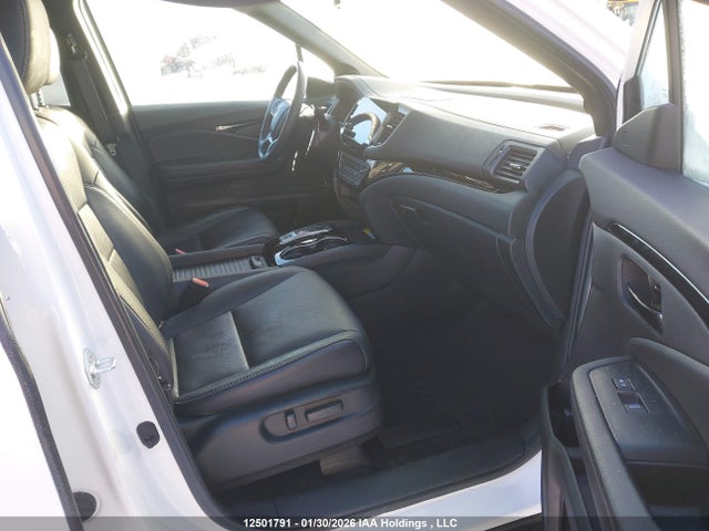 12501791 :رقم المزاد ، 5FNYF8H93PB502211 vin ، 2023 Honda Passport Touring مزاد بيع