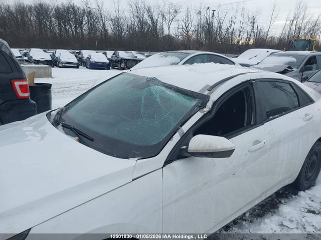 KMHLM4AG1MU089267 Hyundai ELANTRA SEL