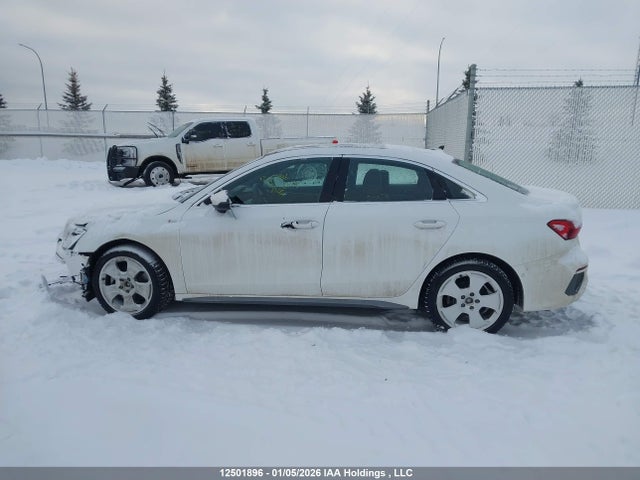 WAULUCGY2RA131045 Audi A3 40 Progressiv