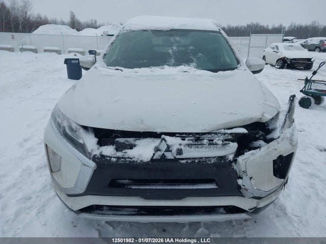 Продаж на аукціоні авто 2020 Mitsubishi Eclipse Cross Es, vin: JA4AT3AA8LZ608928, номер лоту: 12501982