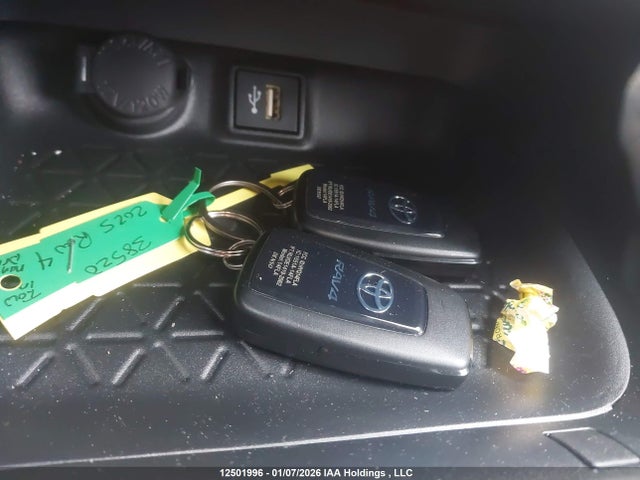 2T3R1RFV6SW618725 Toyota Rav4 Xle