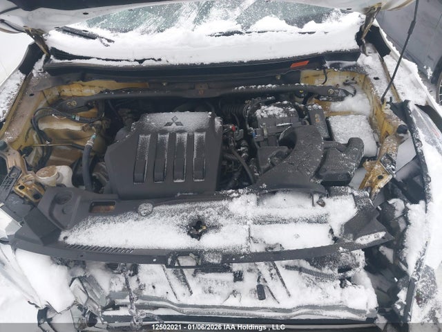 JA4AT3AA8KZ603081 Mitsubishi Eclipse Cross Es