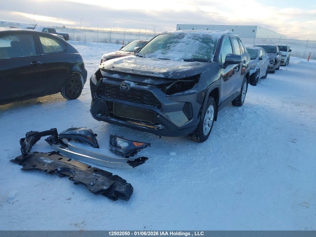 Toyota RAV4 LE 2022 2T3B1RFV3NW261963 Image 2