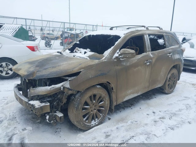 5TDJKRFHXFS191562 Toyota Highlander Xle
