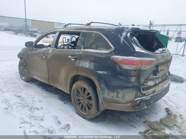 5TDJKRFHXFS191562 Toyota Highlander Xle