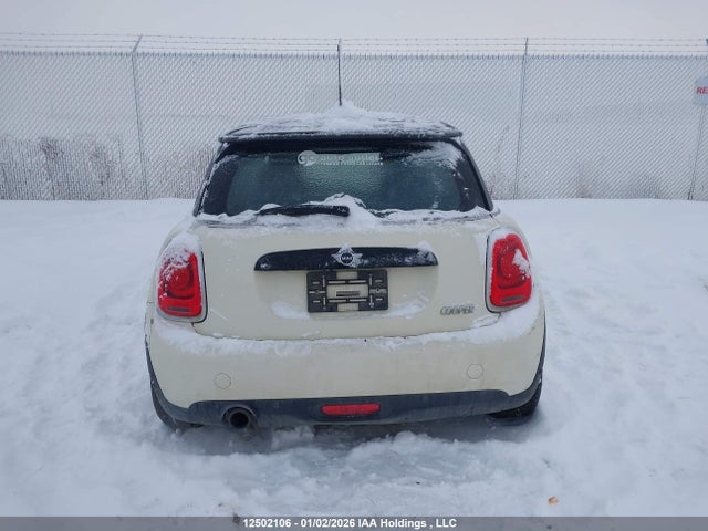 WMWXP5C56K2H30498 Mini Cooper