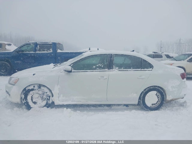 3VW2K7AJ2FM280431 Volkswagen Jetta 2.0l Trendline/2.0l Trendline+