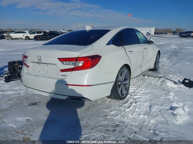 12502123 :رقم المزاد ، 1HGCV1F92JA802802 vin ، 2018 Honda Accord Touring مزاد بيع