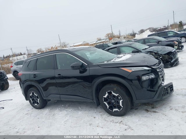 2025 Nissan Rogue 60th Anniversary Edition/sv Moonroof მანქანა იყიდება აუქციონზე, vin: JN8BT3BB8SW426586, აუქციონის ნომერი: 12502144