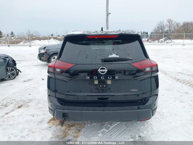 2025 Nissan Rogue 60th Anniversary Edition/sv Moonroof მანქანა იყიდება აუქციონზე, vin: JN8BT3BB8SW426586, აუქციონის ნომერი: 12502144