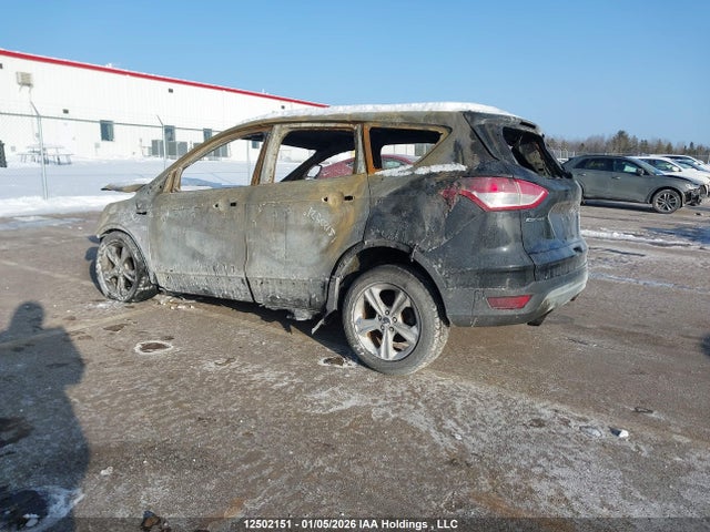 1FMCU0GX7GUA86460 Ford ESCAPE SE
