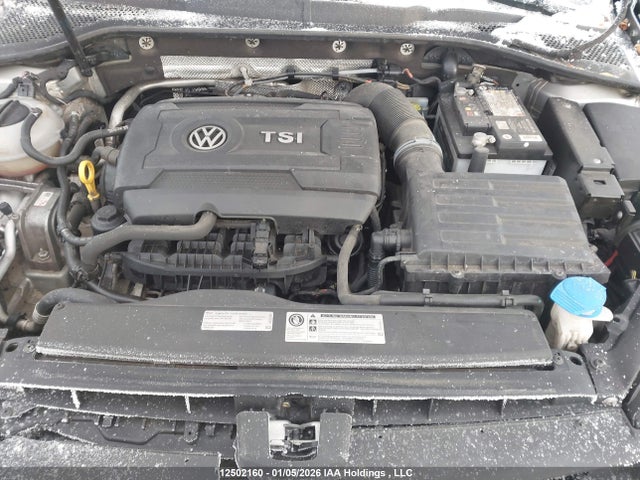 3VW217AU2FM075446 Volkswagen Golf