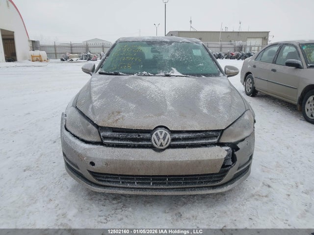 3VW217AU2FM075446 Volkswagen Golf