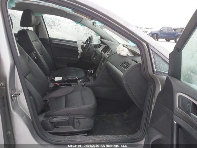 3VW217AU2FM075446 Volkswagen Golf