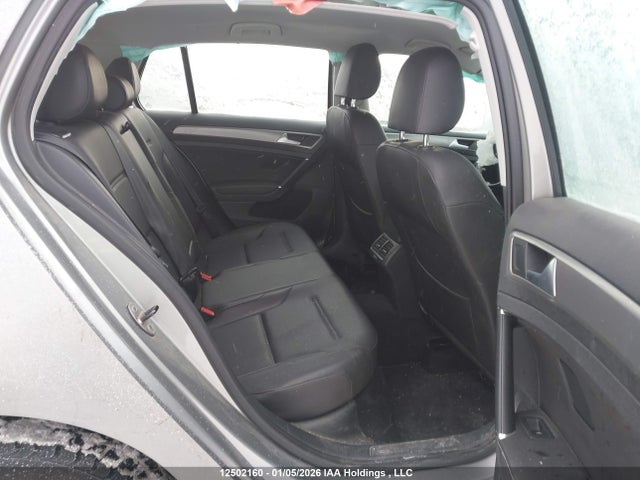 3VW217AU2FM075446 Volkswagen Golf