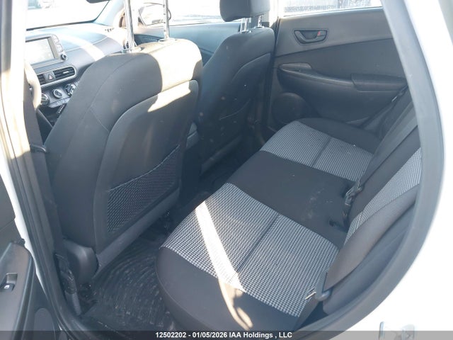 KM8K1CAAXJU093467 Hyundai Kona Se