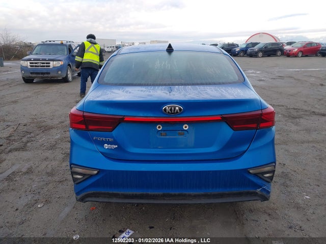 3KPF24AD1ME317117 KIA Forte Fe/lxs