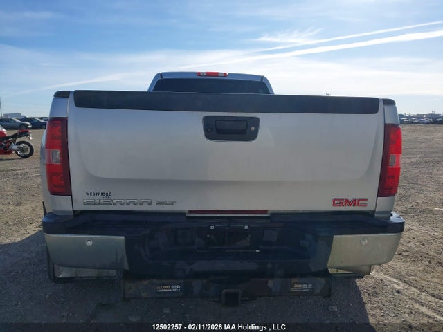 1GT424C83EF102935 GMC Sierra 3500hd Slt