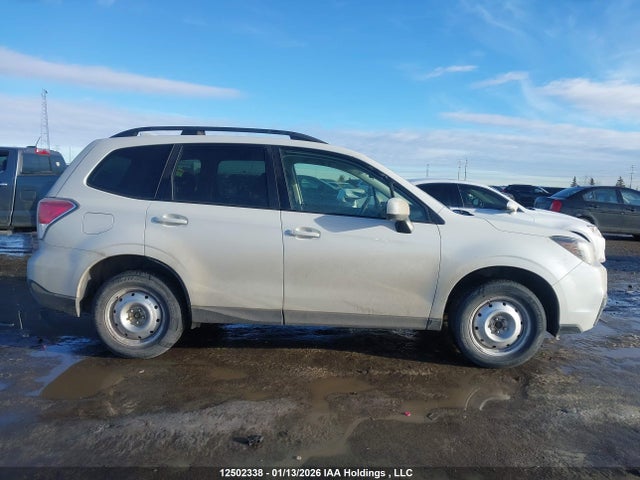 JF2SJEBC1JH451579 Subaru Forester 2.5i