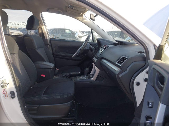 JF2SJEBC1JH451579 Subaru Forester 2.5i