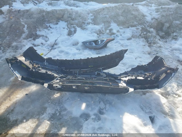 5NMZUDLB6JH054419 Hyundai Santa Fe Sport 2.4 Premium